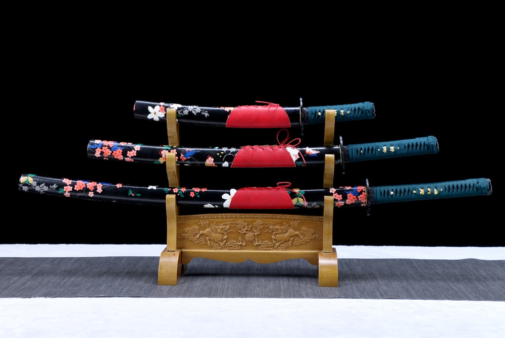 Lot Katana Hanamori